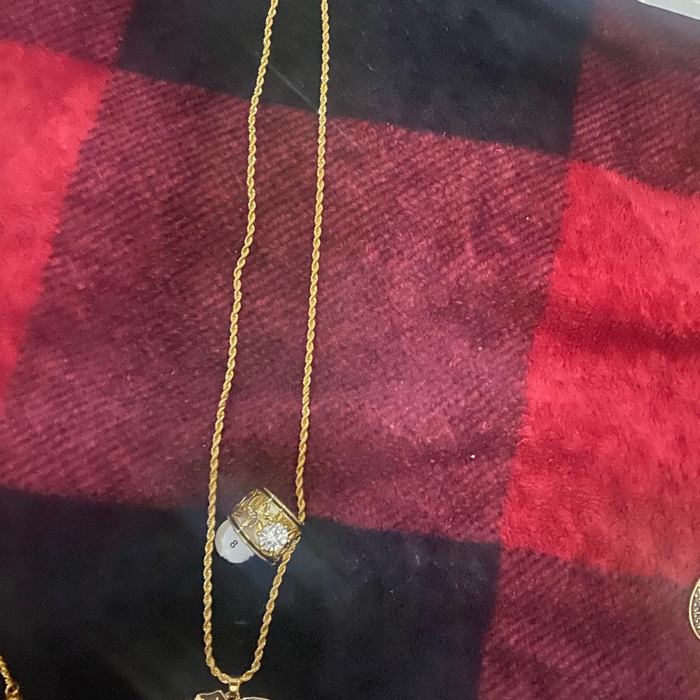 Elegant Gold Necklace with White Accents